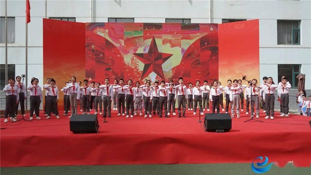 逃出魔术师的房间